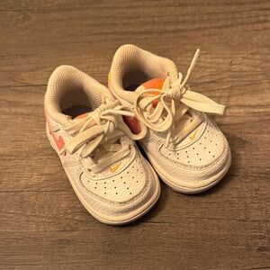 Nike Kids White and Orange Sneakers